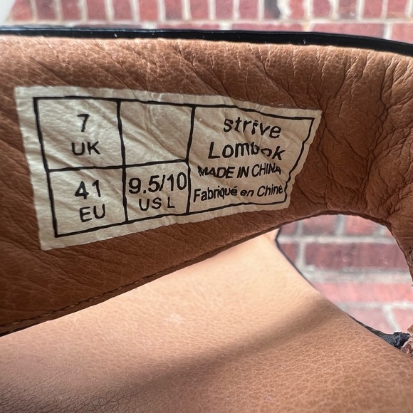 Strive black slip on orthotic sandals. Arch support Size 9 1/2-10 - Picture 6 of 10